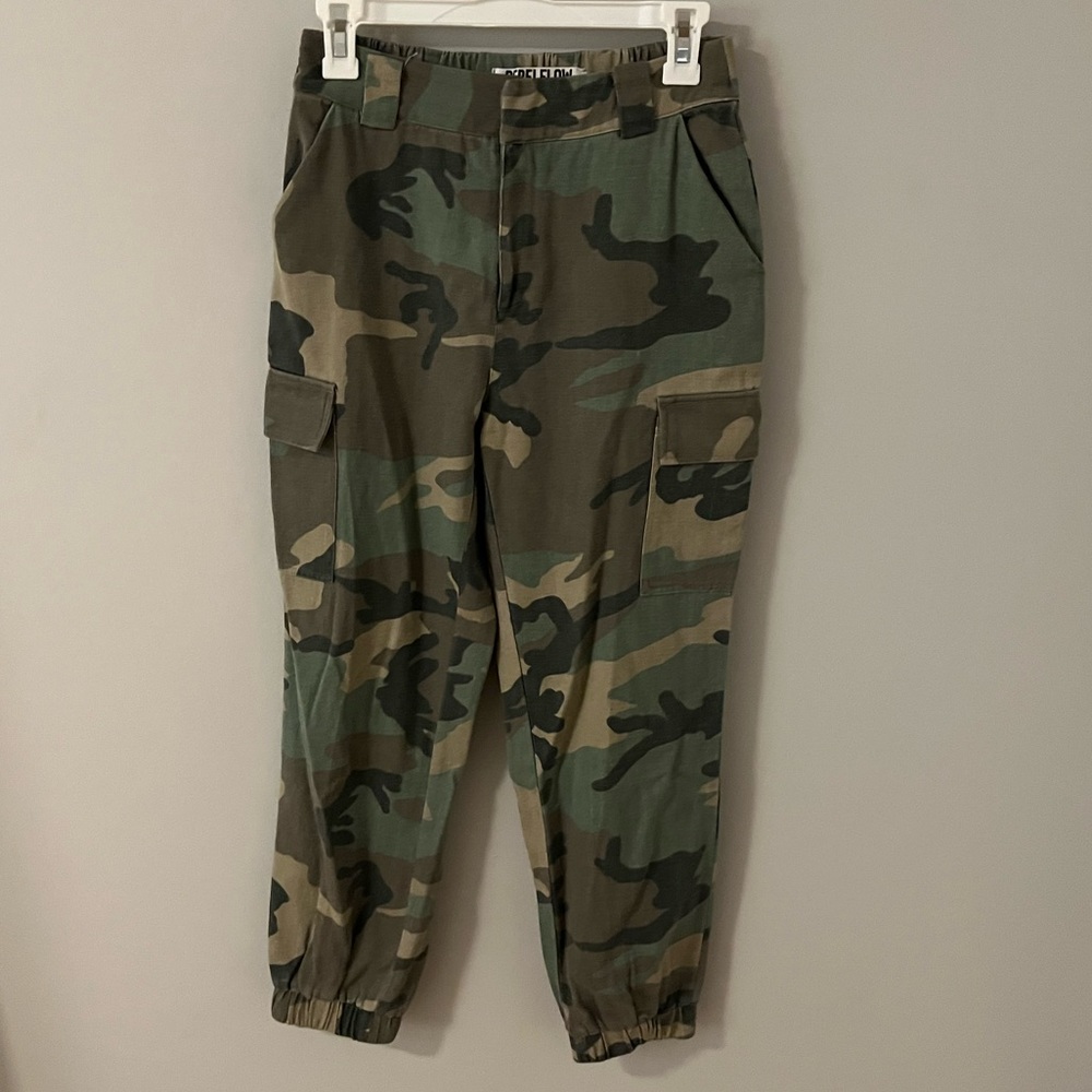 Rebelflow camo cargo pants